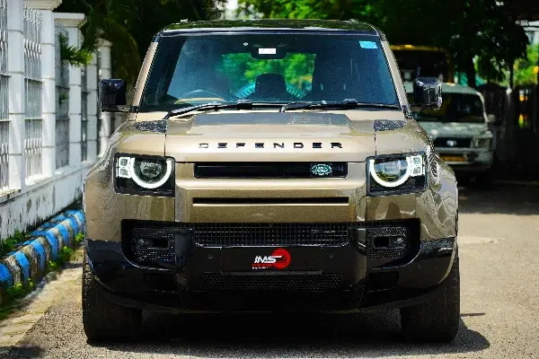LAND ROVER DEFENDER 2.0 P X-DYN HSE